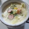 ゆみの作ってみた!投稿(15分で完成♫春キャベツとウインナーの豆乳スープ)