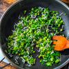 【かぶの葉のおかか炒め】かぶの葉捨てないで😋の工程1