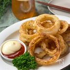 揚げ焼きでサクサク！簡単オニオンリング