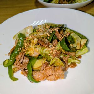 joe sanの作ってみた!投稿(少ないお肉で大満足♪牛こまときゃべつとピーマンのスタミナ炒め)