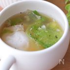 〈レタスと卵のスープ〉材料4つで完成！ふんわりやさしい味！