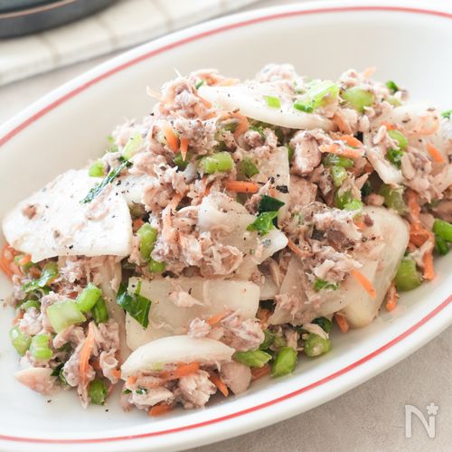 栄養満点!【かぶとサバ缶の塩麹レモンサラダ】