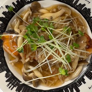 tanu🌿の作ってみた!投稿(ごはんに合う！『焼き鮭の和風きのこあんかけ』)