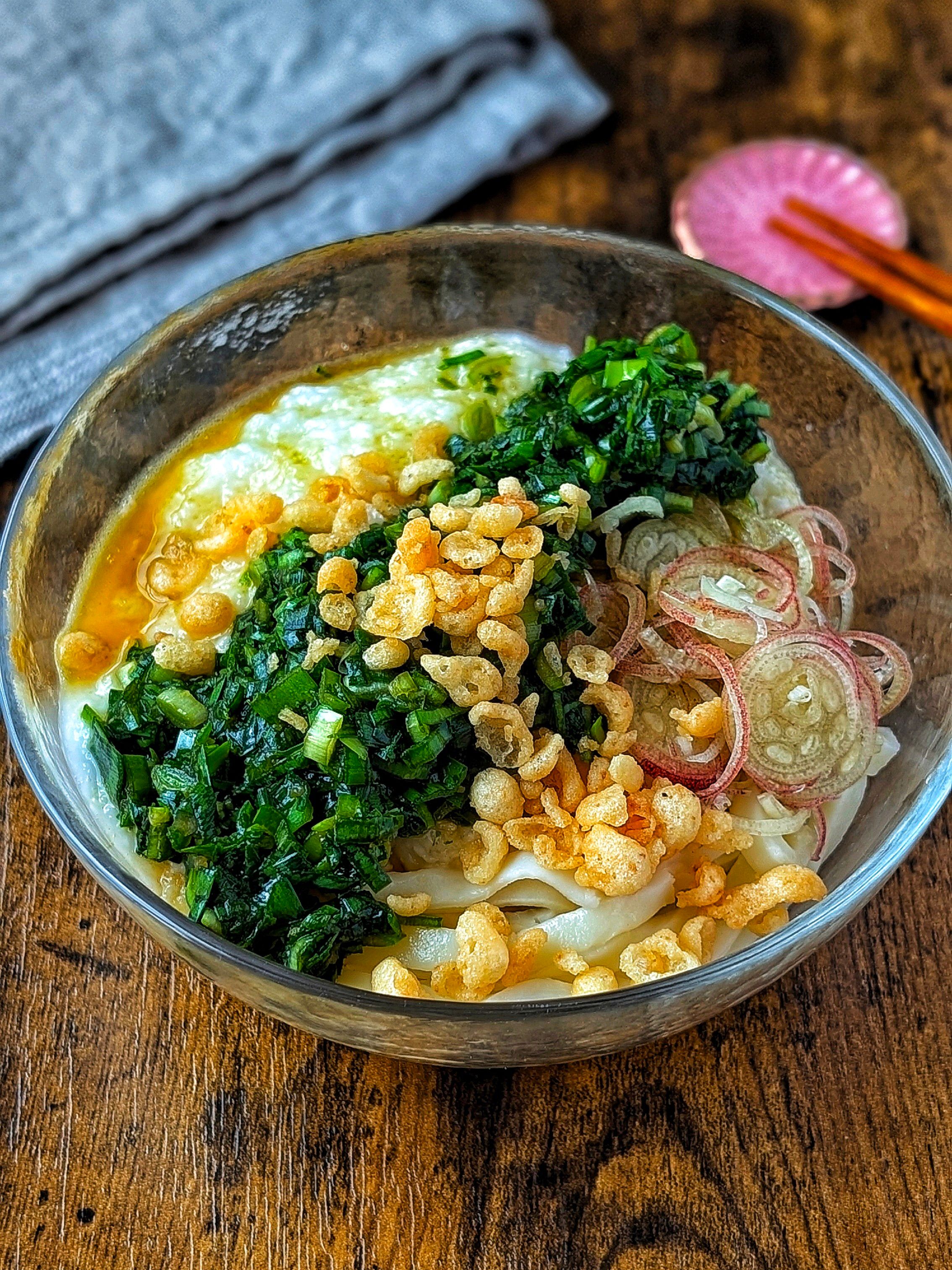 火を使わない！【柚子胡椒×にらだれのスタミナ冷やしうどん】 | レシピ