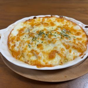 こむぎの作ってみた!投稿(ホワイトソースから丁寧に作る 基本のチキンマカロニグラタン)