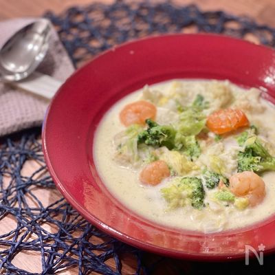 海老と野菜の中華風クリームスープ