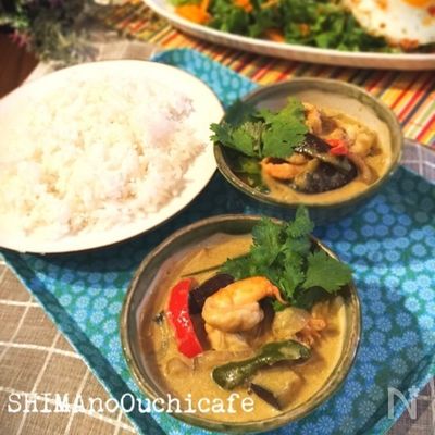 お家で簡単タイ風シーフードイエローカレー