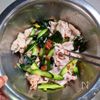 きゅうりの豚しゃぶ梅肉おろし和え│箸が止まらんさっぱりおかずの工程4