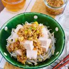 レンジで楽々♪『蒸し鶏ともやしの中華風♡甘酢ネギごまだれ』