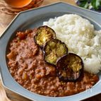 [15分で完成！夏野菜カレー]トマト缶で栄養たっぷり♪