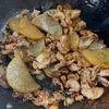 しょうこの作ってみた!投稿(【大根と豚こま肉の煮物】甘辛煮物の黄金比!食材置き換えOK!)