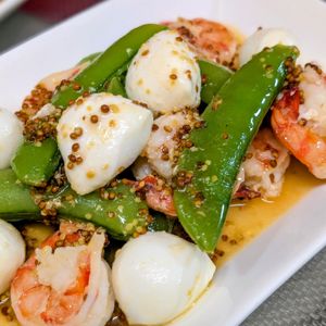 まゆのの作ってみた!投稿(スナップえんどう・えび・モッツァレラの甘じょうゆ粒マスマリネ)