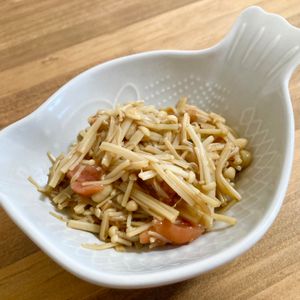 ゆかりの作ってみた!投稿(レンジでご飯のお供【梅おかかなめたけ】)