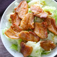 【豚ばらブロックのにんにく酢醤油焼き】超簡単でヤバうま!!