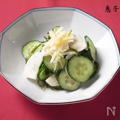 きゅうりとかぶと切り昆布の塩麹和え