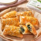 おかわり連発！ほうれん草とベーコンのチーズパイ
