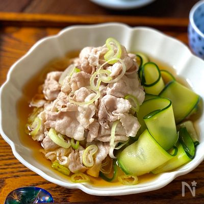 食感が最高！【豚しゃぶとズッキーニのめんつゆ浸し】