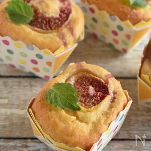 【いちじくの簡単カップケーキ】ホットケーキミックスで簡単！