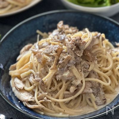 【生クリーム不要】本格的♡舞茸と豚こま肉のクリームパスタ