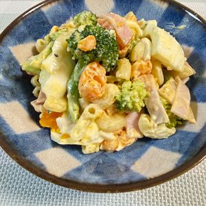 kumuの作ってみた!投稿(ブロッコリーとゆで卵とマカロニのサラダ)