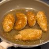 全部フライパンで完結！【ささみの濃厚味噌カツ丼】の工程3