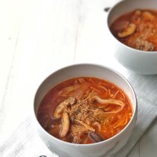 韓国家庭料理の定番!*チャムチキムチチゲ(ツナキムチチゲ)*