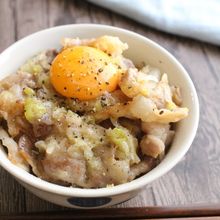 おかわり率NO.1！さっぱりネギ塩豚丼！