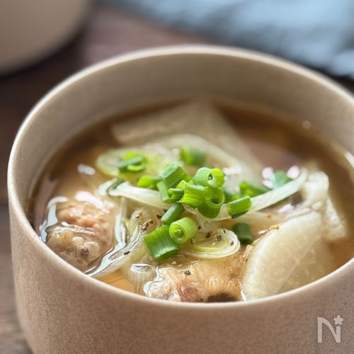 鶏大根のうま塩しょうがスープ【風邪予防にどうぞ】