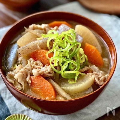 【我が家の豚汁】お店の味に負けないよ♪