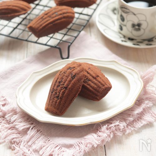 チョコラムレーズンマドレーヌ【米粉でしっとり】