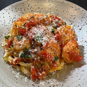 楽ラク手抜キッチン🐶🐾の作ってみた!投稿(トマトのうま味を引き出す【焼きうどんイタリア風】)