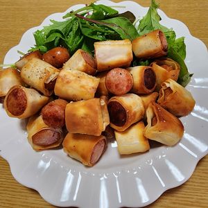 ナムディの作ってみた!投稿(【バリバリソーセージ】ワンタンの皮とウィンナーで罪の味♡)