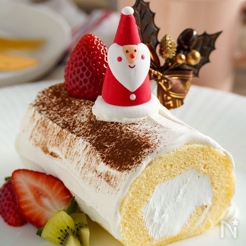 【クリスマスロールケーキ】市販のケーキで簡単！作り方のコツも