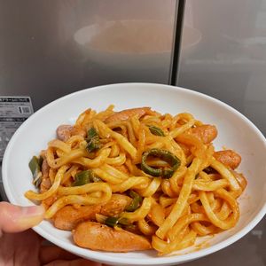 ケの作ってみた!投稿(パスタより美味しい!?『うどんナポリタン』ランチに最適♡)