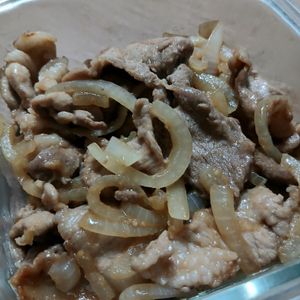 あゆりの作ってみた!投稿(【柔らか豚の生姜焼き】失敗知らず！ご飯が進む定番の味♪)