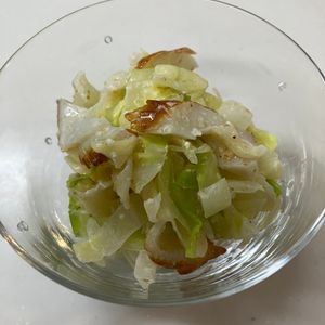 (・∀・)コロンの作ってみた!投稿(お手軽＆簡単♩キャベツとちくわのごまマヨサラダ)