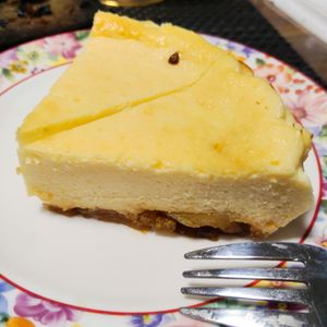 もんぶらん°・*:.。.☆の作ってみた!投稿(カラメルりんごの豆乳チーズケーキ)