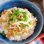 フライパンで5分♪『もやしのスタミナ♡肉味噌そぼろ丼』