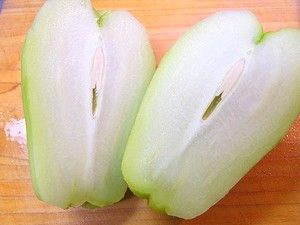 はやとうり（隼人瓜）の胡麻酢和え | レシピサイトNadia