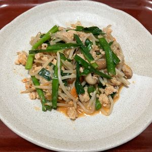 りんごの作ってみた!投稿(【ご飯が進む！ニラもやし担々炒め】ぱぱっと中華)