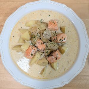 ゆいの作ってみた!投稿(【豆乳で作る北欧風サーモンスープ】思い出の味のロヒケイット♪)
