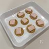 作業時間3分!のせるだけ♡【ナッツとハニーチーズカナッペ】の工程1
