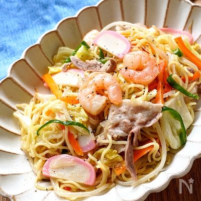 焼きそば麺で簡単５分♪
絶品焼きちゃんぽん