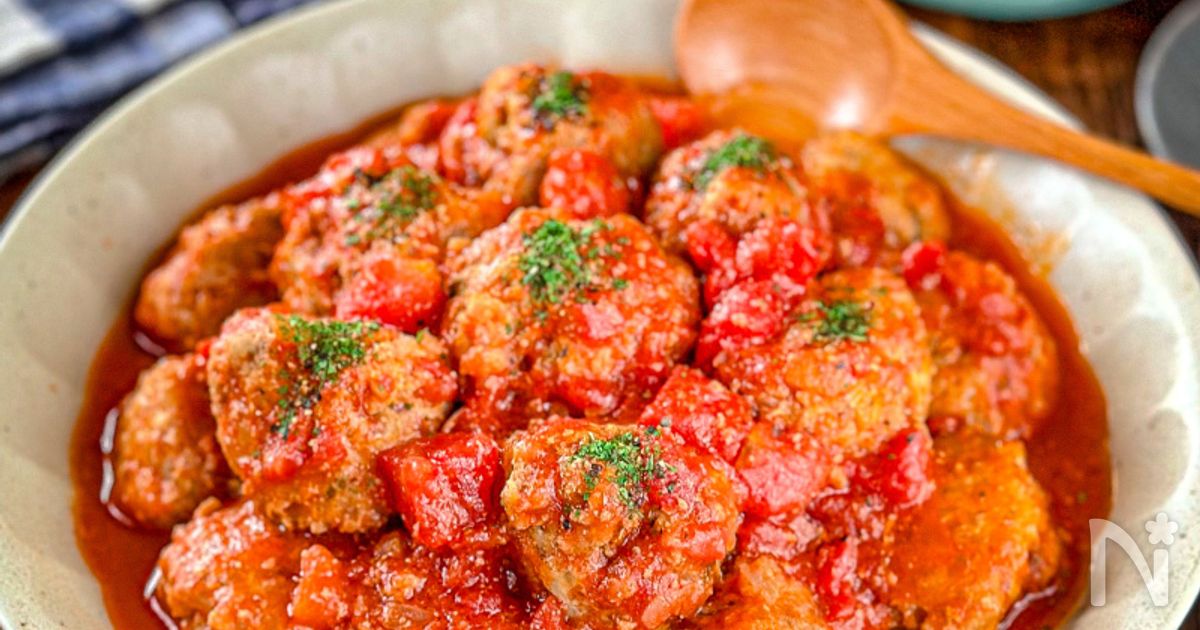 わが家の鉄板☆【ふわふわミートボールのトマト煮込み】 | レシピ
