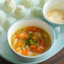ツナと野菜のコンソメスープ【離乳食後期〜幼児食】