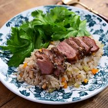 おつまみ使って「合鴨のパストラミ釜飯」