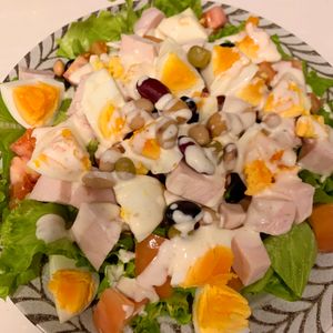 ぐ〜たら子の作ってみた!投稿(【ささみと豆のチョップドサラダ】火を使わず簡単にできる！)