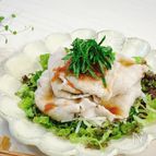 混ぜるだけ‼︎【超簡単】梅ダレでさっぱり食べる冷しゃぶ