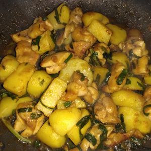 lalilulelonの作ってみた!投稿(【鶏肉とニラじゃが】
ご飯に合うタレで炒めてみました♪)