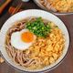 【月見たぬき蕎麦】レンジで簡単半熟卵と、安定の蕎麦つゆで♪